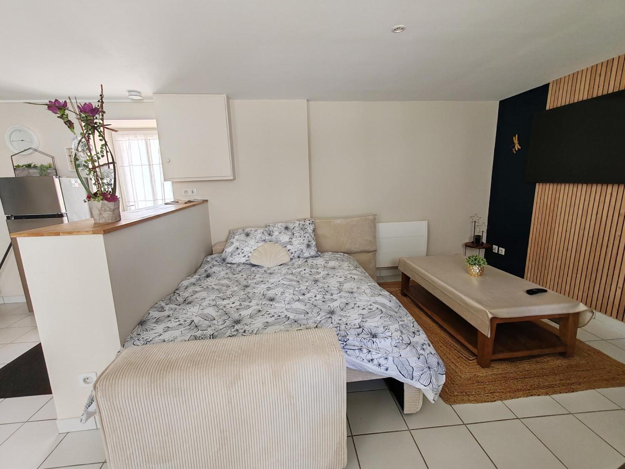 Jolie Maison Au 34 Centre-Ville Angouleme Luaran gambar
